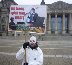 handle fair.: Demonstration  am Bundestag